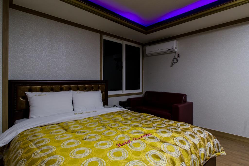 Guangju Hotel Banana غوانغجو المظهر الخارجي الصورة