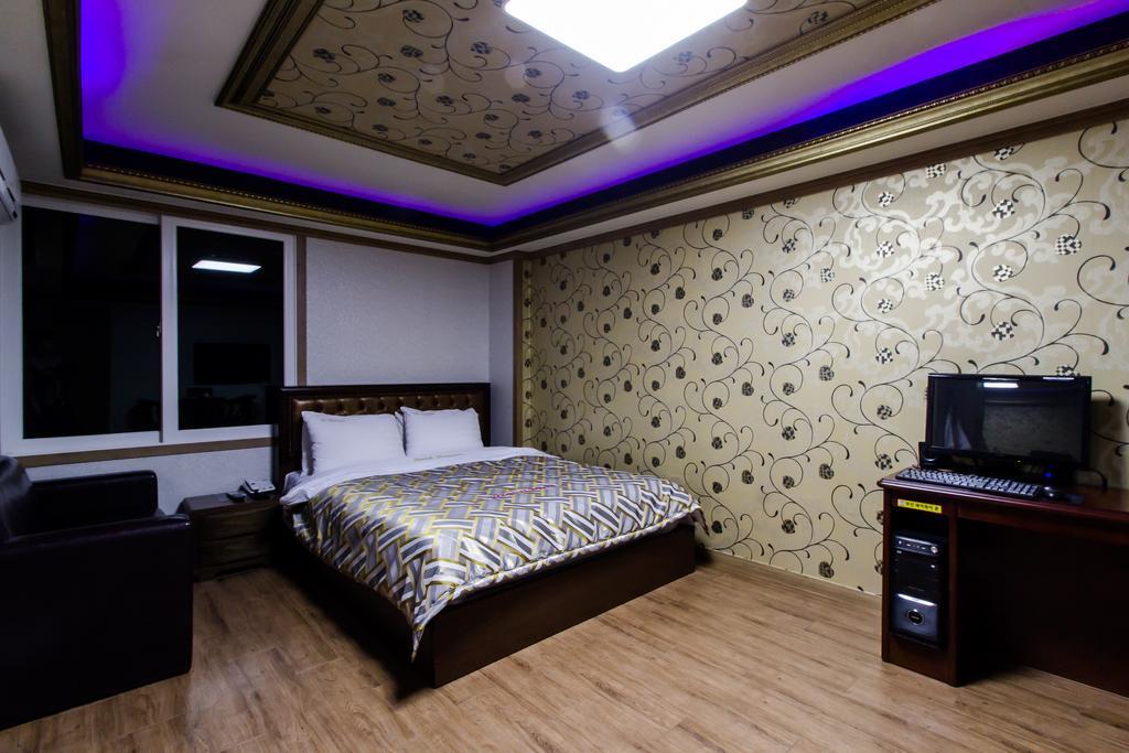Guangju Hotel Banana غوانغجو المظهر الخارجي الصورة