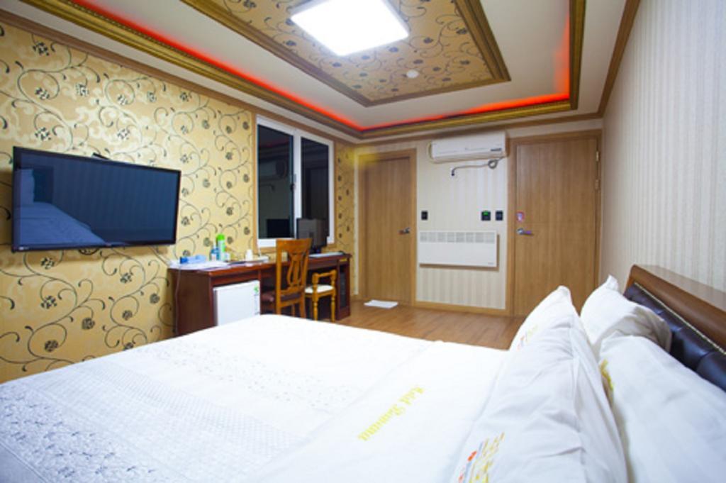 Guangju Hotel Banana غوانغجو المظهر الخارجي الصورة