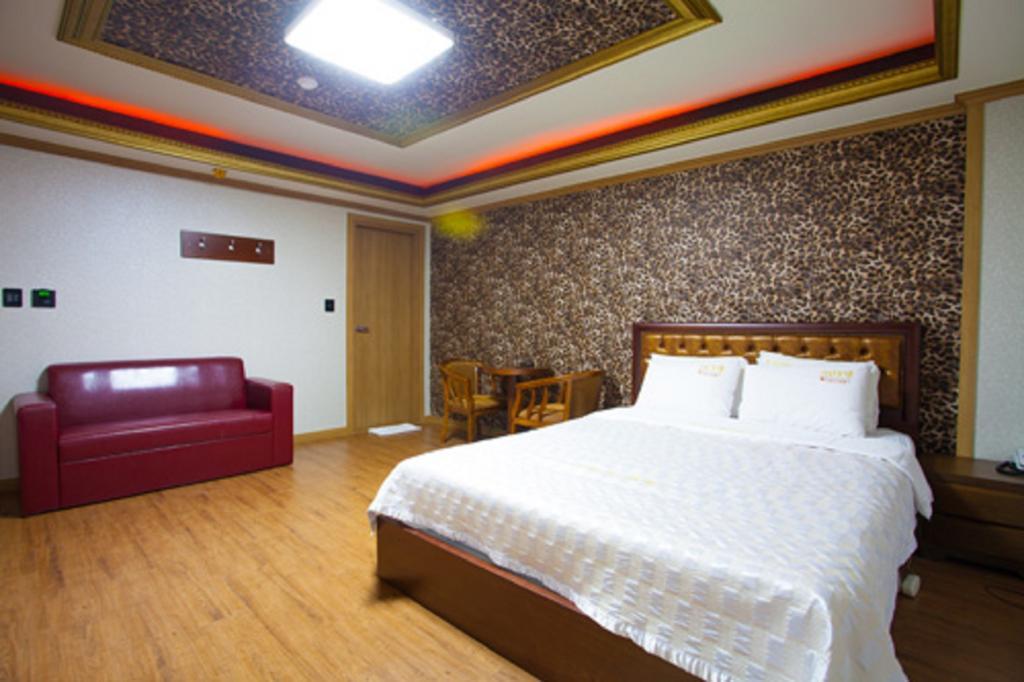 Guangju Hotel Banana غوانغجو المظهر الخارجي الصورة